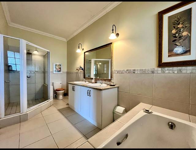 6 BEDROOM HOUSE FOR SALE IN SHORTENS COUNTRY ESTATE